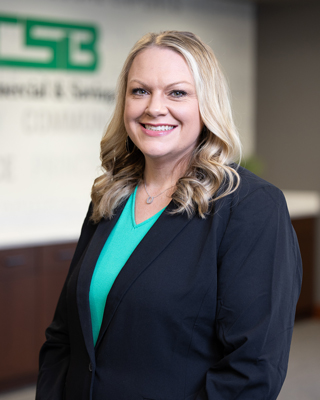 Stephanie Aumiller headshot